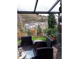 unterm Terrassendach