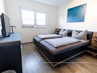 1. Schlafzimmer