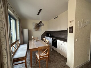 Küche und Essbereich