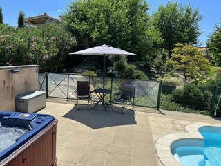 Villa Segonzac Outdoor Recording 15