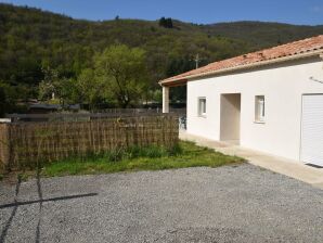 Moderne Villa in Thueyts mit Swimmingpool - Saint-Pierre-de-Colombier - image1