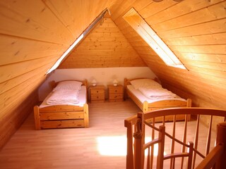 Schlafzimmer 2