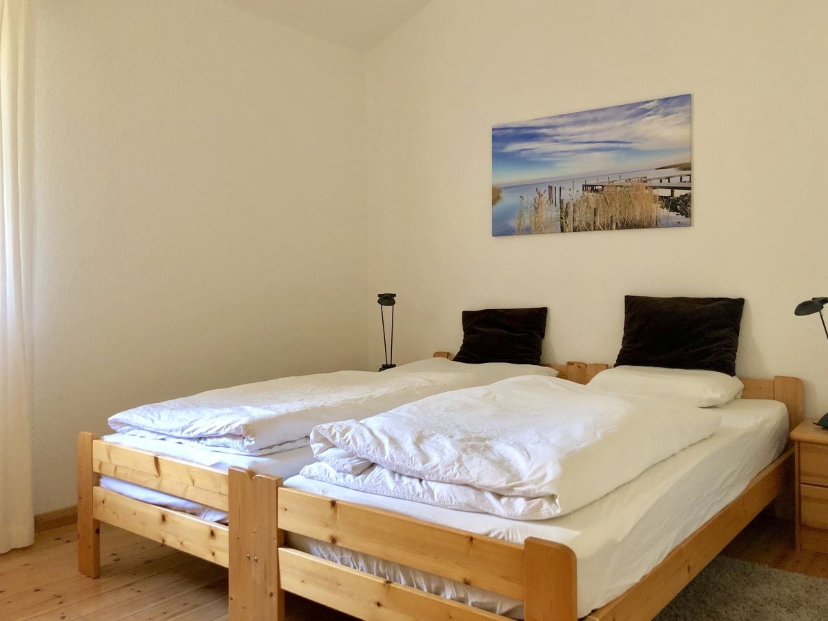 Schlafzimmer mit 2 Einzelbetten