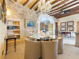 Villa Llubi Características 28