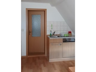 Küche mit Geschirrspüler