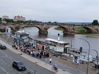 Mit dem Raddampfer auf der Elbe