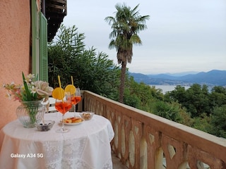 Aperol beim Hauseingang