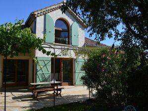 Ferienhaus Maison de vacances aux Vans