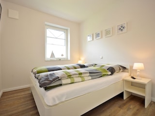 Ferienwohnung Norddeich Schlafzimmer 12