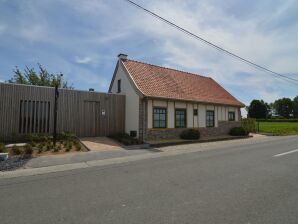 Holiday house Geräumiges Ferienhaus in Flussnähe in Poperinge - Poperinge - image1