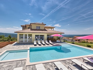 Villa Žminj Außenaufnahme 1
