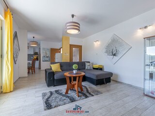 Villa Kastelir Características 8