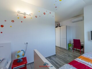Villa Kastelir Características 33