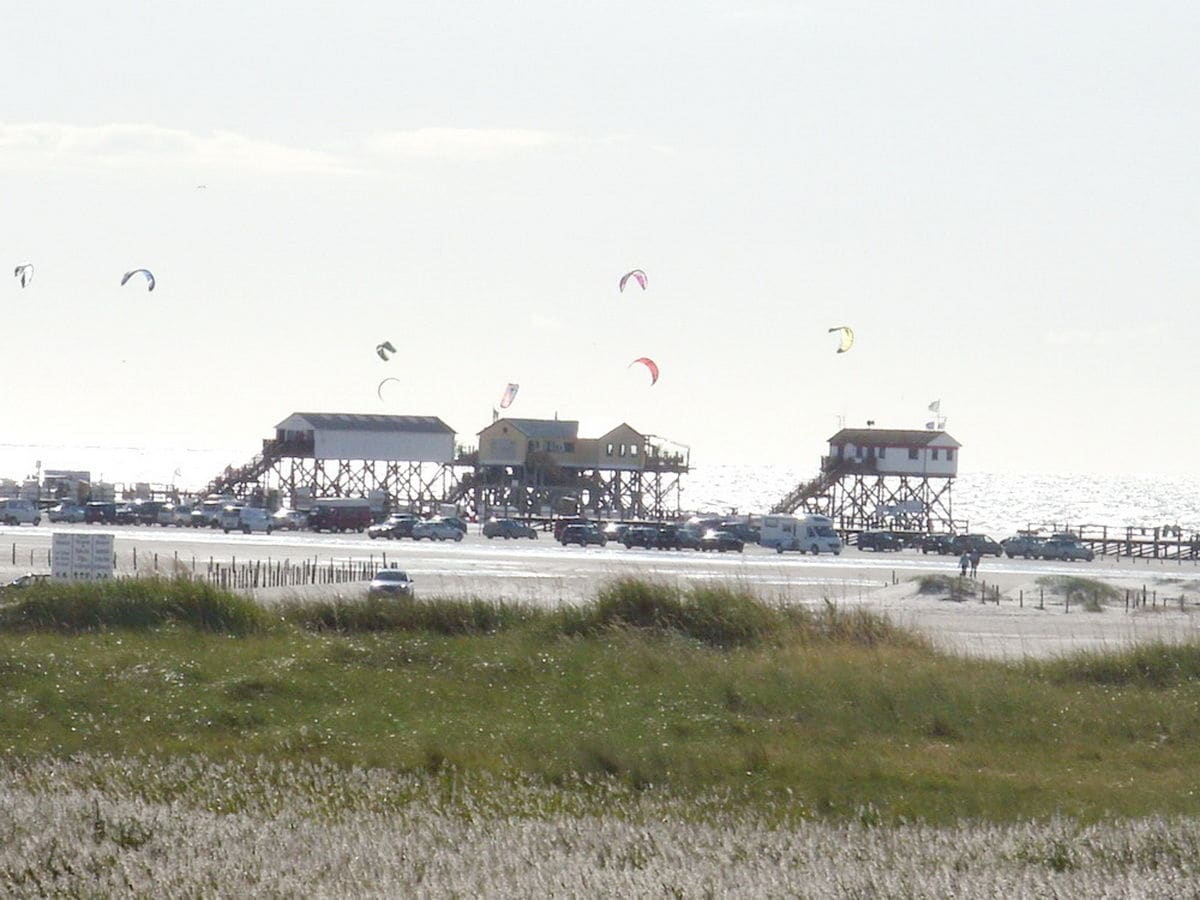 Pfahlbauten am Strand