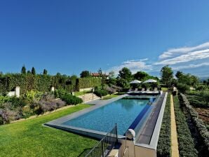 Casa de vacaciones Espaciosa villa en Emilia-Romaña con piscina - pianoro - image1