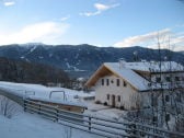 Felderhof im Winter