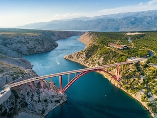 Maslenica Brücke