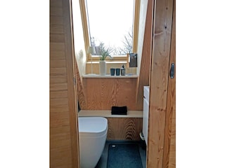 Toilette 1. OG