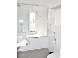 Badezimmer (oben)