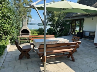 Terrasse mit Blick zum See
