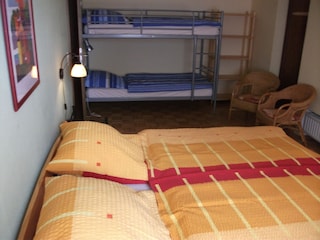 4-Bettzimmer