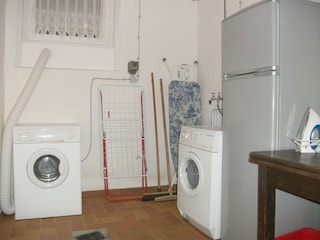 Waschkeller mit Extrakühlschrank