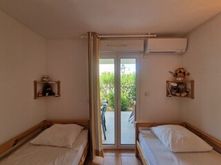 2. Schlafzimmer