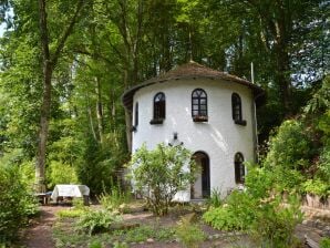 Acogedora casa de vacaciones en Strotzbüsch con sauna - strogbush - image1