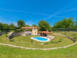 Vakantiehuis Nedescina Buitenaudio-opname 21