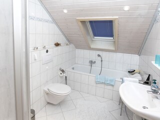 Holiday apartment Winterberg Bathroom 17