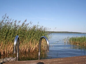 Ferienwohnung Ilonas Seeblick directamente en el lago Plauer