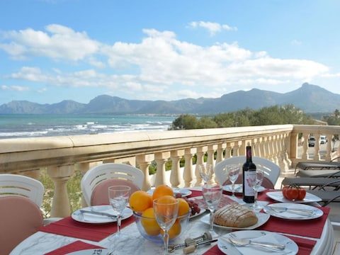 Ferienwohnung Mallorca front line Apartment 3 bedrooms
