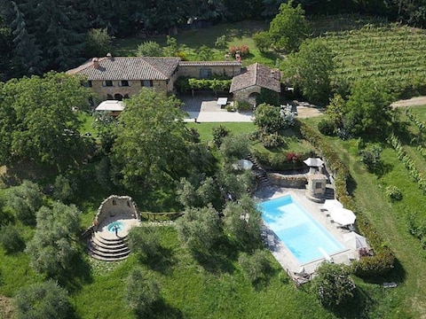 Casa per le vacanze Villa per fino a 18 persone