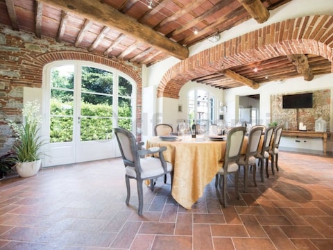 Holiday house 1.5 km from the old town of Lucca