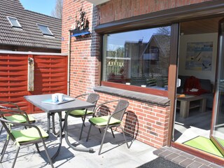 Terrasse vorm Haus