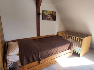 Südseite mit ausziehbarem Doppelbett