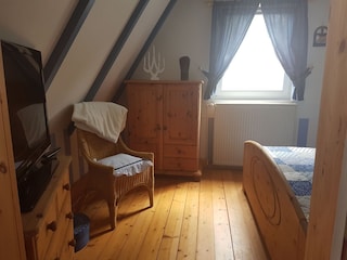 Schlafzimmer 1 DG