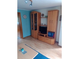 Wohnzimmer mit HD-Sat-TV