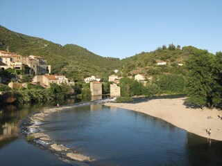 Roquebrun und der Fluss Orb