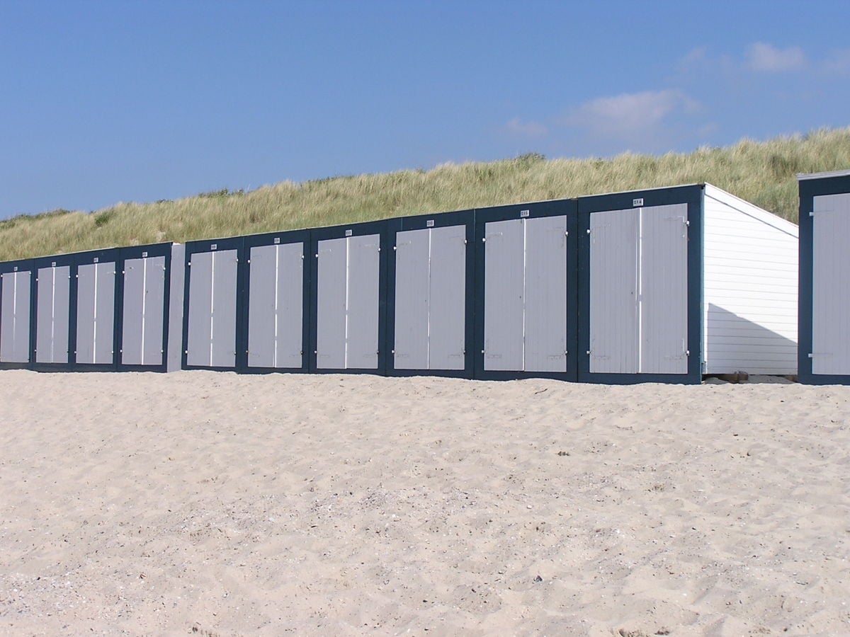 Buchen Sie auch einen Strandkabine im Sommer!