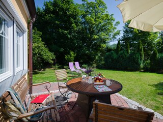 terrace facing south