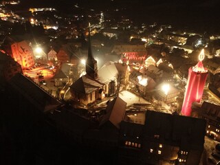 Historischer Stadtkern mit der "Größten Kerze der Welt"