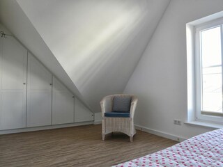 Hier befindet sich ebenfalls ein Einbauschrank.