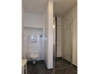 Das Badezimmer im 1.OG.