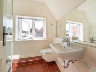 Das zweite Bad im Obergeschoss...