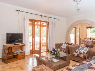 Villa S'Horta Features 30