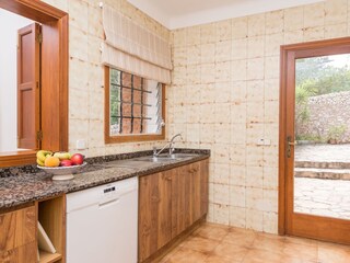 Villa S'Horta Features 35