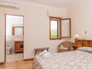 Villa S'Horta Features 37