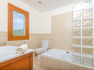 Villa S'Horta Features 54