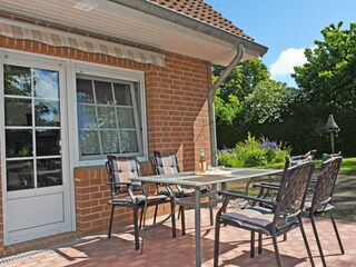 Terrasse mit Sitzgruppe